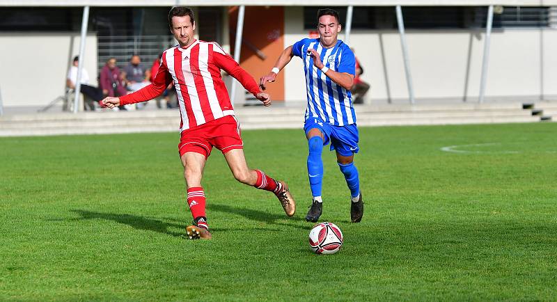 Ostrov si došel v Chodově pro výhru 5:1.