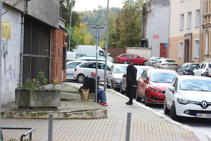 Tabulku míst, kde se necítí lidi bezpečně, vede už několik let Sokolovská ulice.