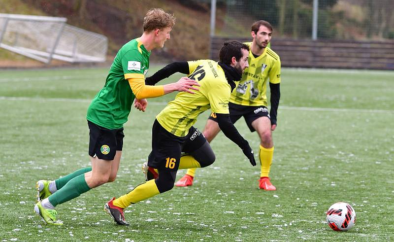 FK Baník Sokolov - TJ Robstav Přeštice 0:3 (0:0).