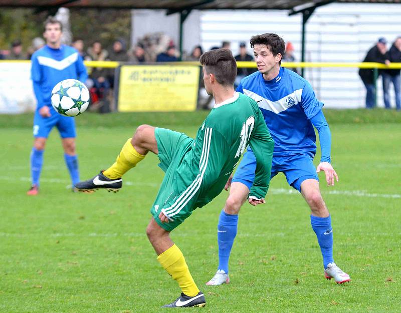 Divize: 1.FC Karlovy Vary - FK Ostrov 6:2 (3:1). 