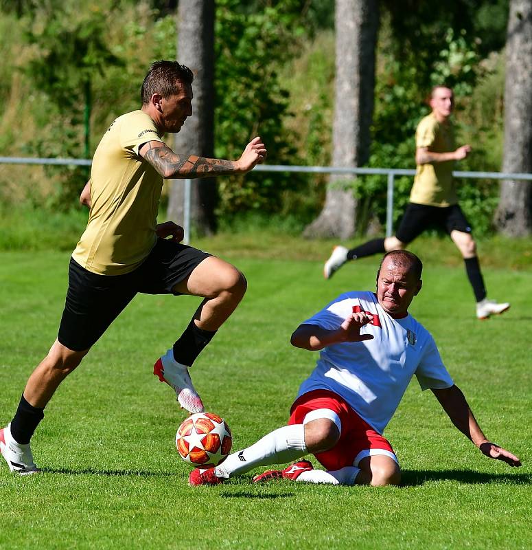 Děpoltovice prohrály v podzimní části III. třídy pouze jedno utkání, když v Hroznětíně nestačily na tamní rezervu, které podlehly 2:5. 