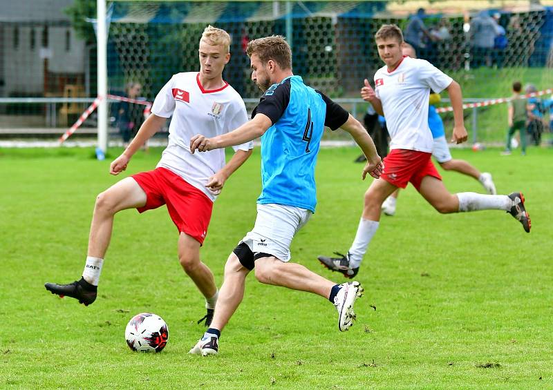 Rabbit Cup v malé kopané ovládl v Hroznětíně výběr Tiki-Taka.