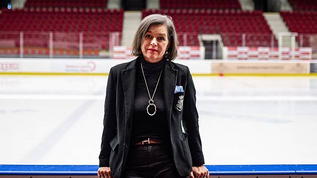 Zdenka Macháčková Šimánková je novou generální manažerkou HC Energie Karlov Vary.