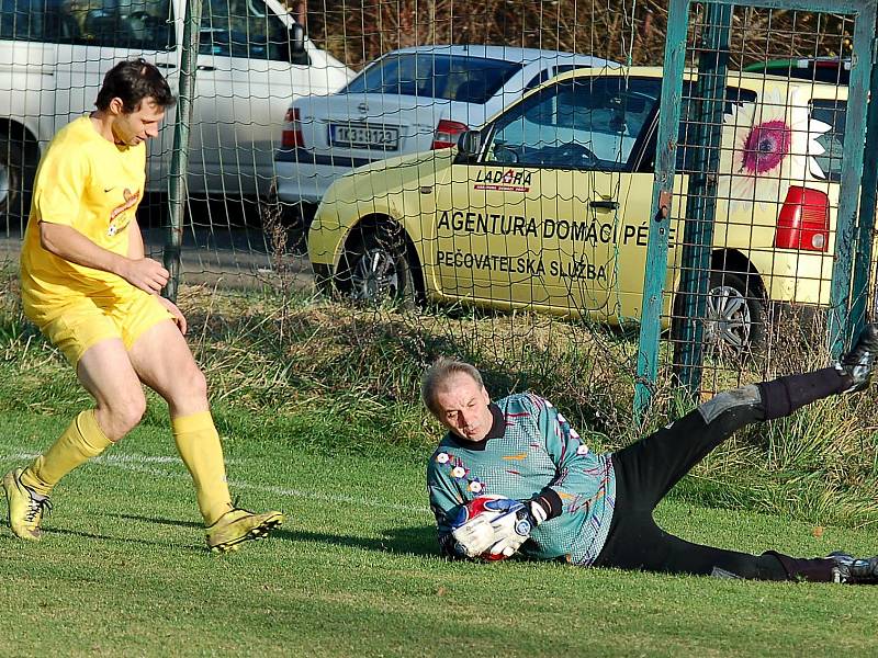 Duel Sedlece B a Slavie Junior zůstal nedohrán.