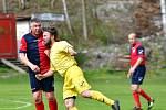 Dalovice (ve žlutém) zdolaly Útvinu 3:1.