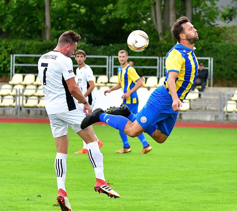 V Nové Roli triumfovala na 58. ročníku Memoriálu Jiřího Balouna rezerva karlovarské Slavie.