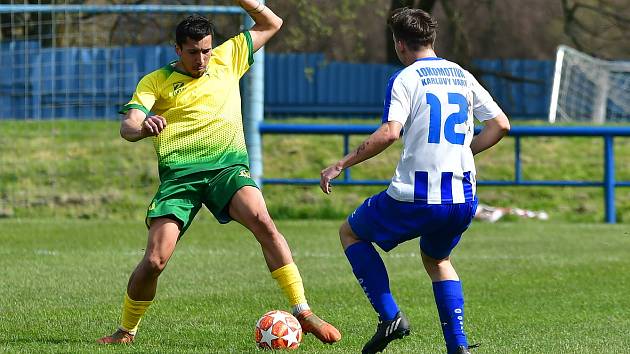 Lokomotiva Karlovy Vary - Dvory 3:9 (1:2).