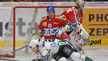 Hokej, 42. kolo extraligy: Karlovy Vary – Pardubice.