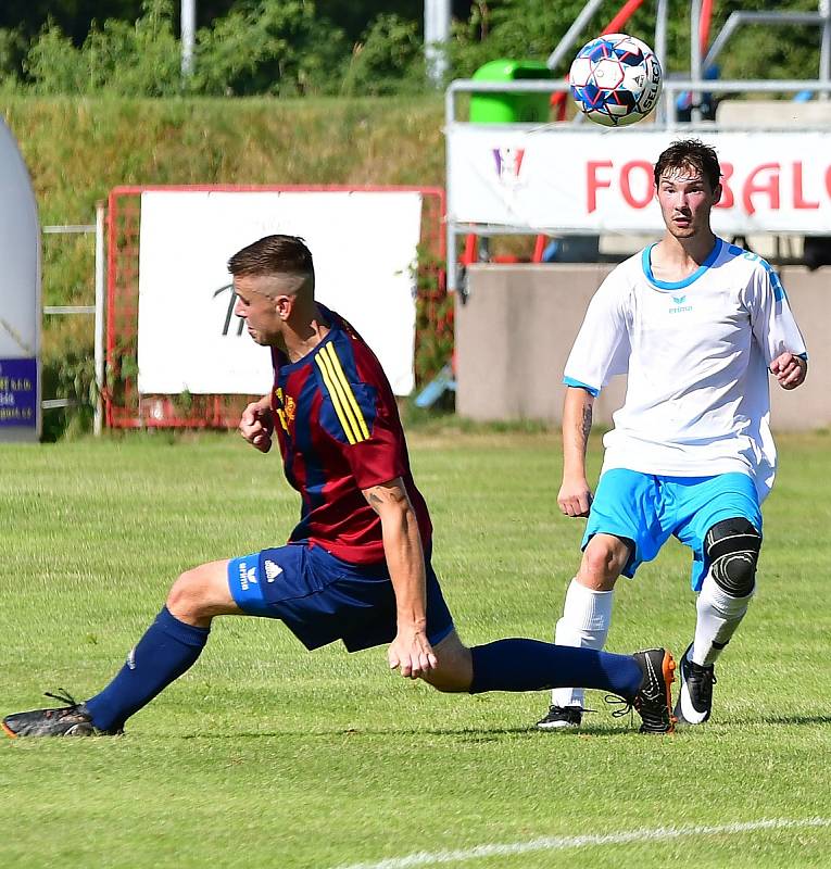 První místo si připsala na novorolském letním turnaji hroznětínská Olympie, která dosáhla v přípravě na zlatý turnajový hattrick.