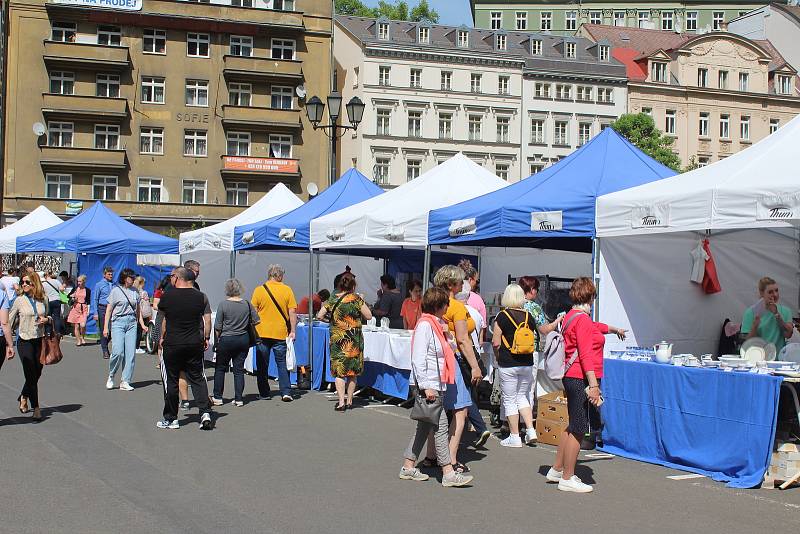 Porcelánové slavnosti, které se konají na jaře a na podzim, mívají v Karlových Varech velkou tradici.