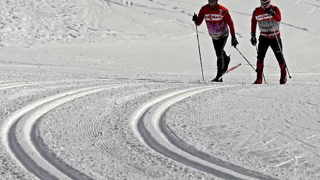 Běžci na lyžích z Atlasu jeli v barvách Jeseníku Hančův memoriál -  Bruntálský a krnovský deník