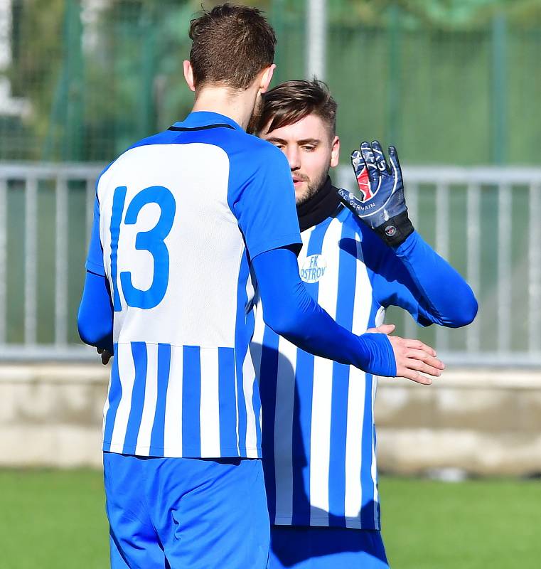 Ostrov zvládl i druhé utkání, které odehrál během tří dnů. V Sokolově sice prohrával 0:2, ale nakonec vyhrál vysoko 6:2.