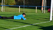 Porážku 1:5 si připsal o víkendu na konto Sadov, který na stadionu ve Staré Roli podlehl 1:5 Stanovicím.