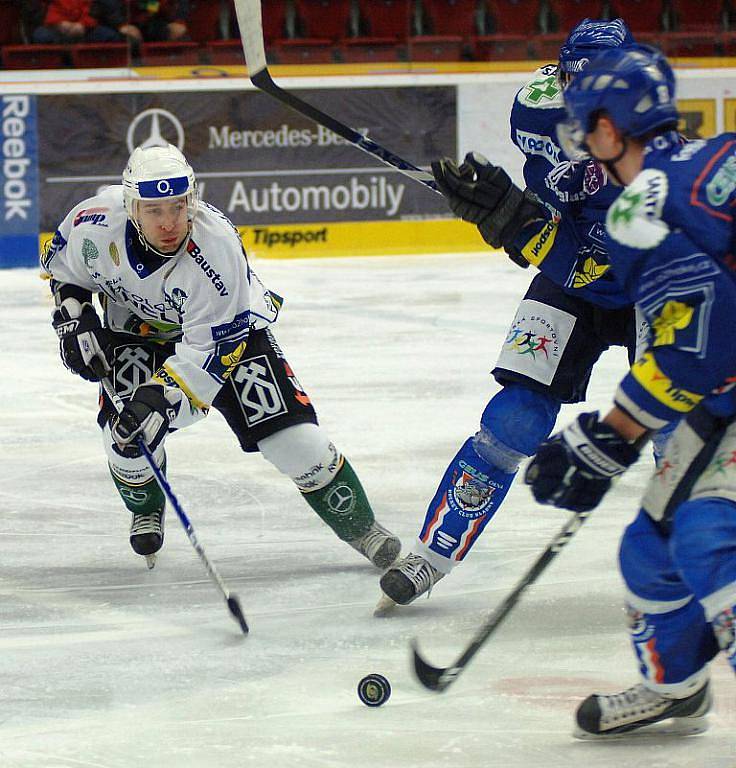 První zápas play-out. Karlovarská Energie vs. Kladno.