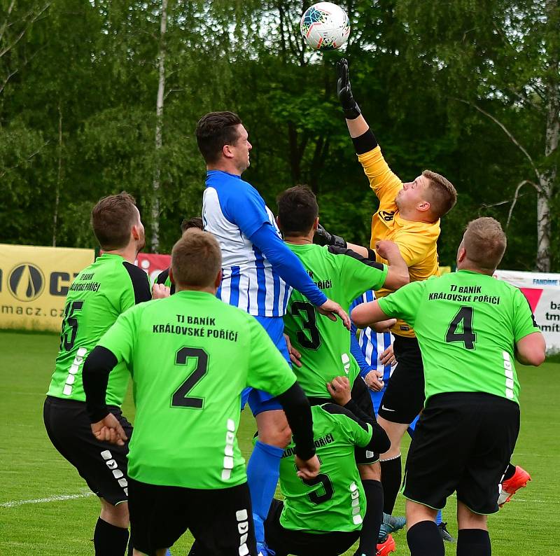 2:0 vyhrál v áčkové skupině Turnaje KKFS ostrovský FK v domácím prostředí nad týmem Královského Poříčí.