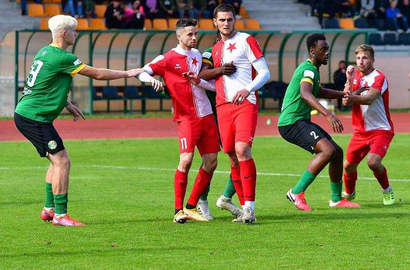 Sokolov porazil v třetiligovém derby karlovarskou Slavii 3:1.