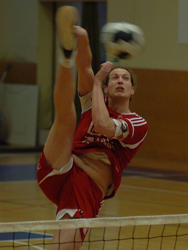 SK Liapor Witte (v červeném) hostil v hale Lokomotivy tým Modřic.