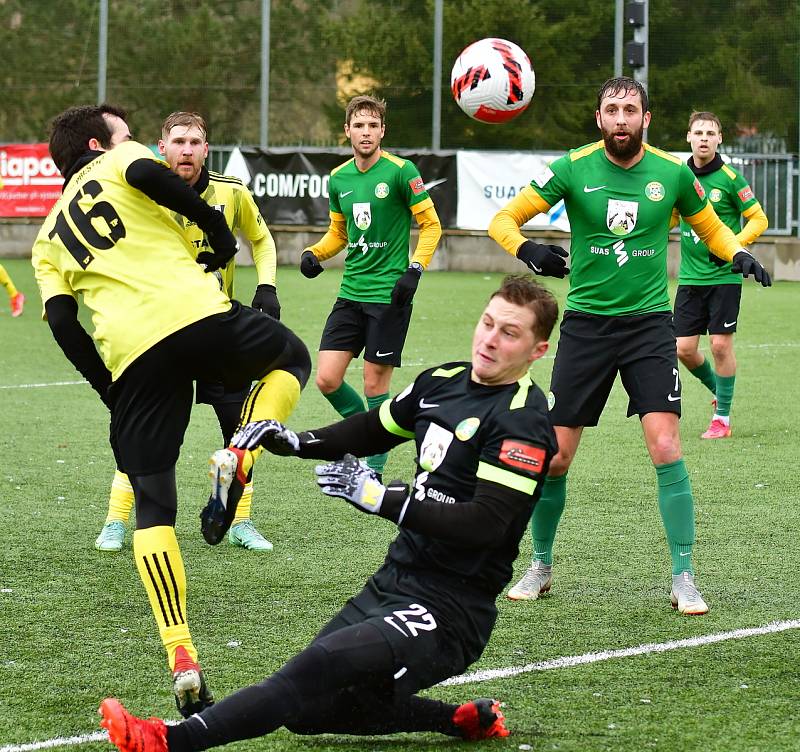 FK Baník Sokolov - TJ Robstav Přeštice 0:3 (0:0).