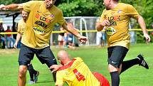 V pátek, 5. července se představí opět na dvorském stadionu hvězdný výběr Real Top Praha, který se střetne od 13.00 hodin s Výběrem Karlovarska.