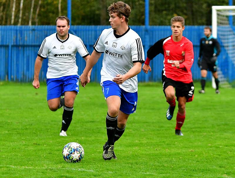 Šlágr kola přetavili v jednoznačnou gólovou záležitost fotbalisté Nejdku, kteří porazili Chodov vysoko 6:1.