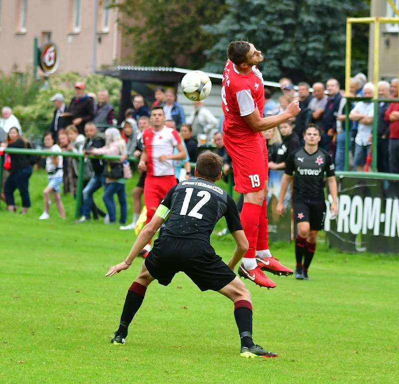 Tři body urvala v souboji s rezervou pražské Slavie fotbalová družina trenéra Mariána Geňa, která slavila výhru 2:1.