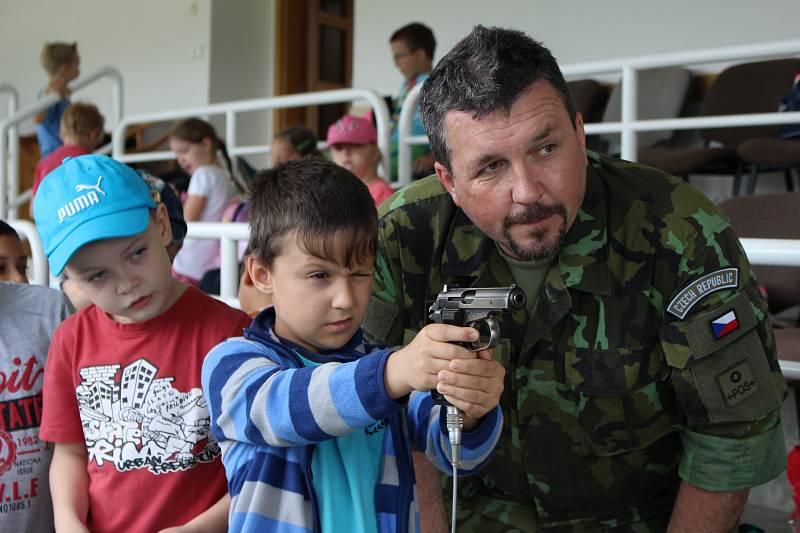 Den pro děti ve vojenském výcvikovém prostoru Hradiště