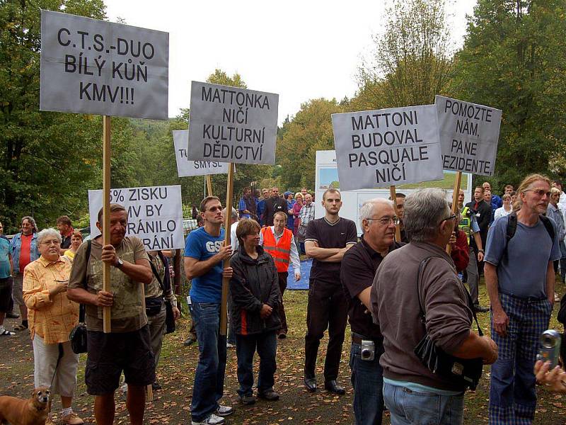 Návštěva prezidenta ČR Václava Klause a jeho manželky na Karlovarsku - úterý 13. září