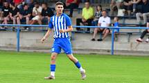 Fotbalisté Ostrova remizovali v předposledním kole s Českým Brodem 1:1, ale na záchranu v soutěži to nestačilo, jelikož Slaný obstál v derby s Kladnem, a definitivně tak ukončil šance ostrovského výběru na záchranu v divizní soutěži.