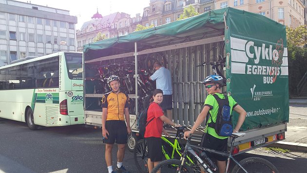 V Karlovarském kraji vyjíždějí cyklobusy na šest tras, už v sobotu