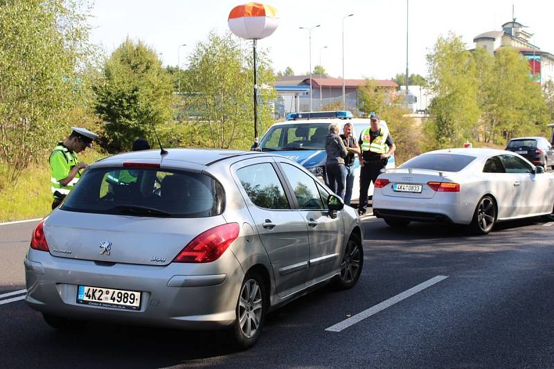 Policejní akce zaměřená proti nelegální migraci na hraničních přechodech na Chebsku.