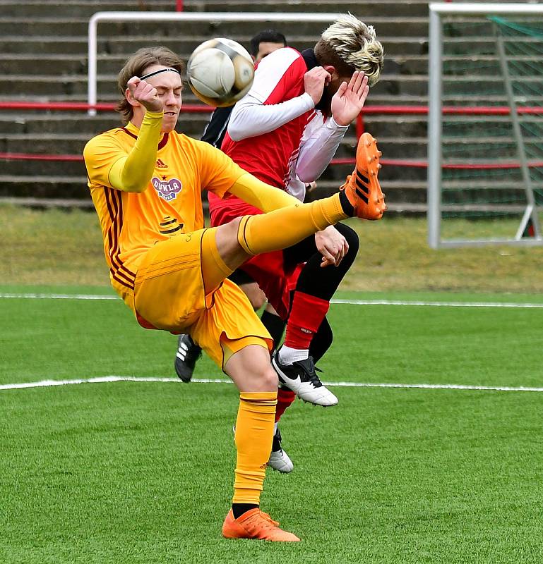 Bez fotbalu. Na individuální tréninky si museli během několika dní zvyknout fotbalisté napříč Karlovarským krajem.