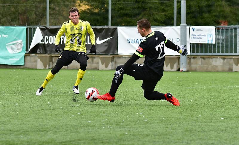 FK Baník Sokolov - TJ Robstav Přeštice 0:3 (0:0).