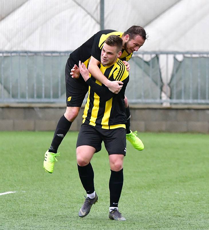 Jednou a dost. Březová odehrála v rámci jarní části Fortuna Divize B pouze jedno utkání, když na sokolovské umělce pokořila exligové Kladno 3:0. Nakonec v předčasně ukončené sezoně pak obsadila v béčkové skupině konečnou šestou příčku.