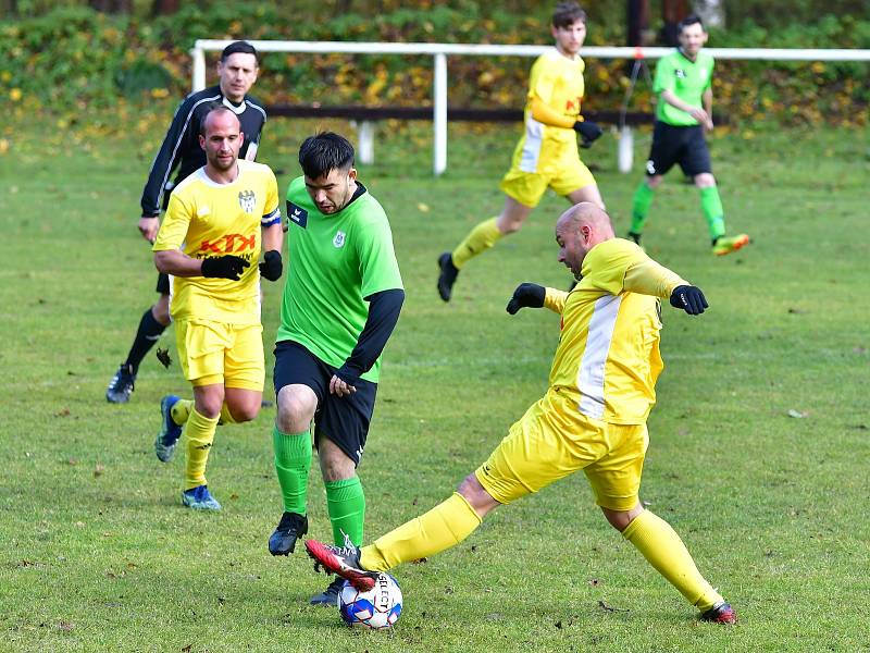 Fotbalisté Merklína si na závěr podzimní části připsali na účet porážku 0:6 s rezervou Viktorie Mariánské Lázně.