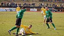 Sokolov se střetl s Bohemians na svém hřišti v rámci II. ligy v roce 2009, kdy prohrál 1:2. Na utkání si našlo cestu 2860 diváků.