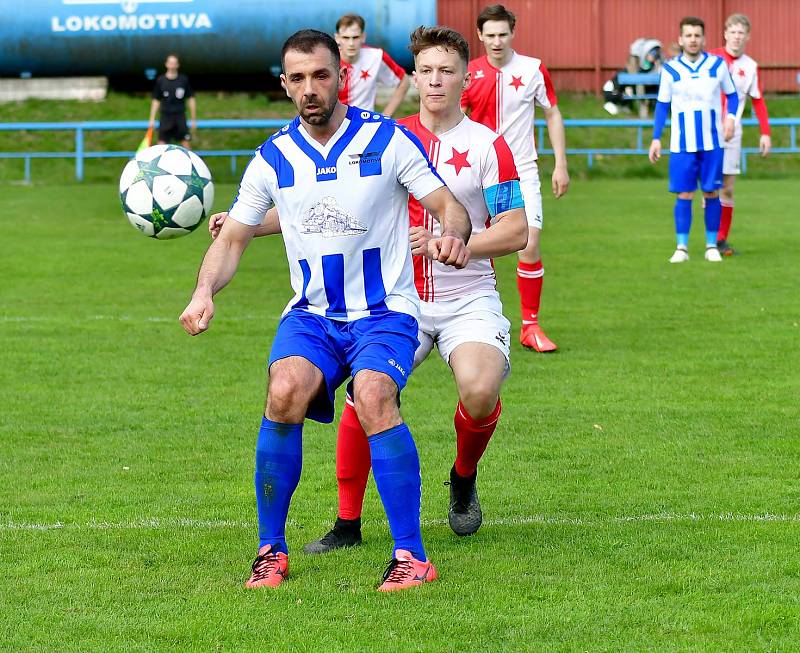 Rezerva karlovarské Slavie vyhrála nad Lokomotivou Karlovy Vary v derby 3:1.