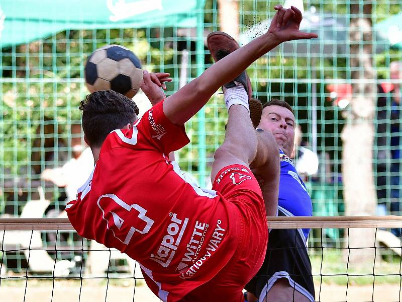 Karlovarsko vstoupilo úspěšně do nového ročníku extraligy, když porazilo Příbram 3:0 na sety.