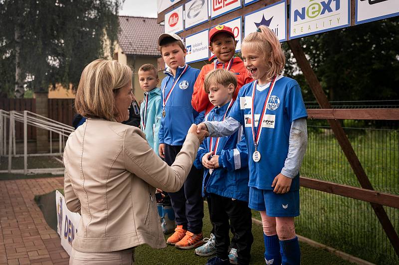 Čtyřicet mládežnických výběrů se představilo na jedenáctém ročníku sportovní akce ostrovského FK Den plný fotbalu.