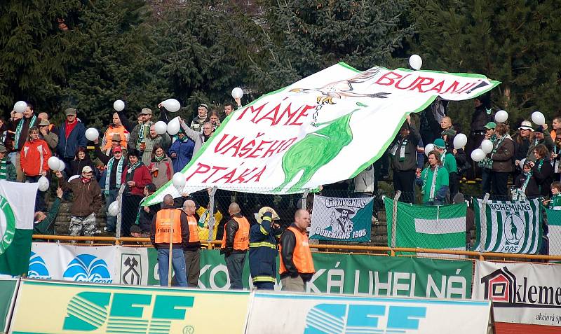 Sokolov se střetl s Bohemians na svém hřišti v rámci II. ligy v roce 2009, kdy prohrál 1:2. Na utkání si našlo cestu 2860 diváků.