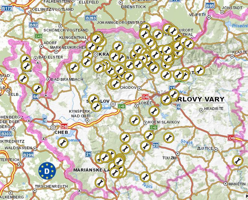 Hasiči pomáhají s odklízením sněhu v Božím Daru a odstraňováním popadaných stromů v okolních lesích.