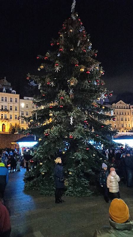 Rozsvícení vánočního stromu v Karlových Varech.