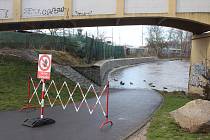 Velká voda naštěstí tentokrát nenapáchala v Karlových Varech větší škody.