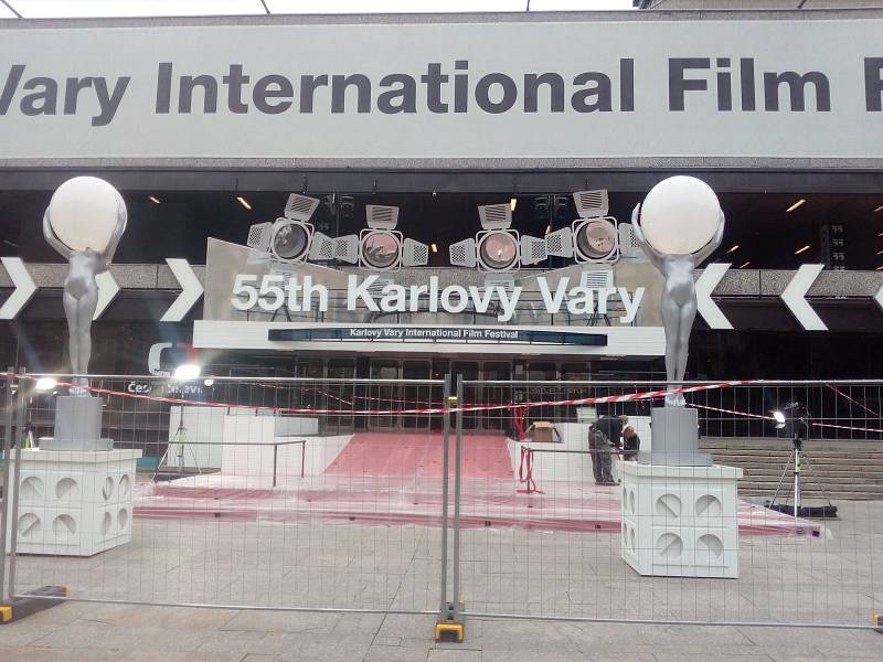 Přípravy na 55. MFF Karlovy Vary.