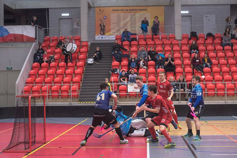 FB Hurrican Karlovy Vary – SK Bivoj Litvínov 10:5.