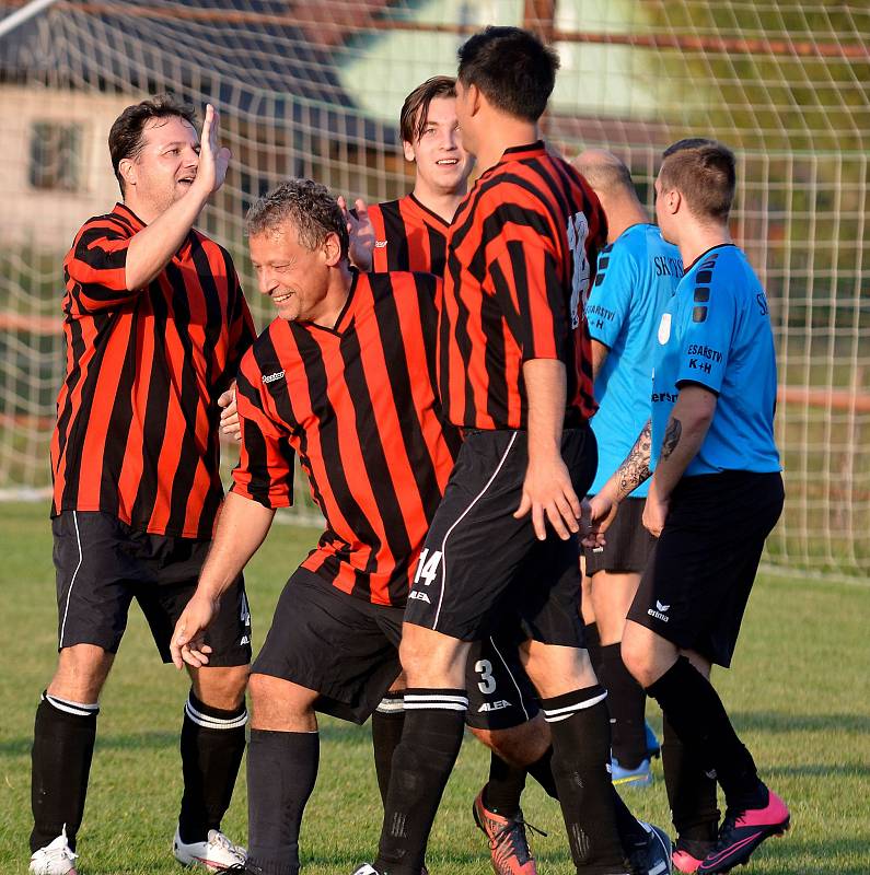 III. třída, skupina A: Sadov - Kyselka 1:1. 