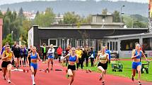 Karlovarské kontrolní závody uspořádal v týdnu na městském atletickém stadionu v lázeňském městě Triatlet Karlovy Vary.