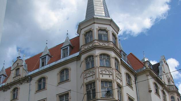 Secesní Národní dům v Karlových Varech.
