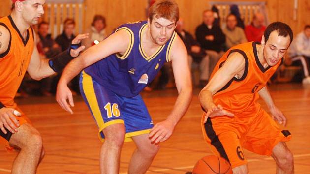 Basketbalisté karlovarské Thermie utrpěli v neděli druhou porážku v tomto ročníku Ligy mladých mužů. (Ilustrační foto.)