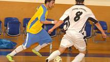 Vítězem ročníku 2009/10 krajského futsalového přeboru se po právu stali futsalisté Titaniku Chodov, kteří i napodruhé pokořili mužstvo z Poříčí.