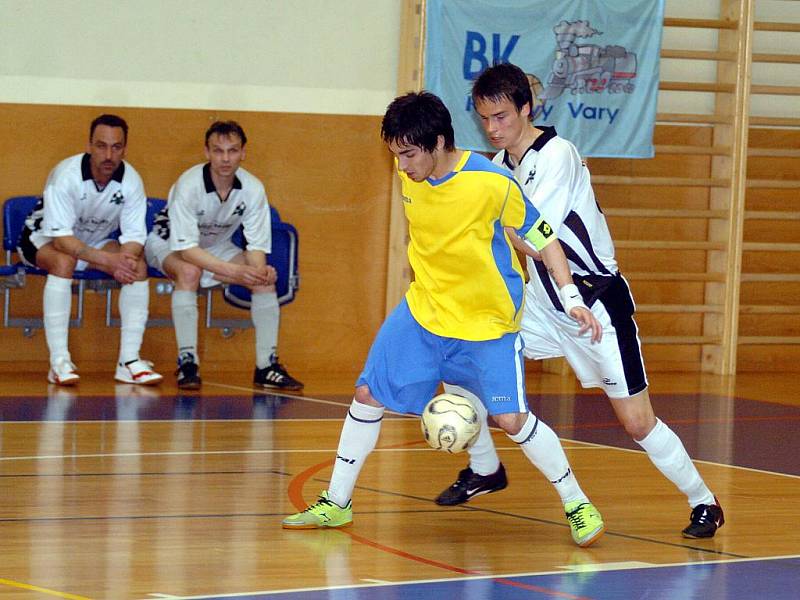 Vítězem ročníku 2009/10 krajského futsalového přeboru se po právu stali futsalisté Titaniku Chodov, kteří i napodruhé pokořili mužstvo z Poříčí.
